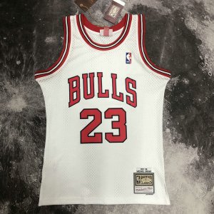 NBA 23 Jordan 1997-98 Bulls Maillot Retro blanc